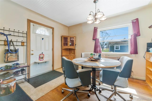 3461 Ardreth Drive, Waterford Charter Township, MI 48329