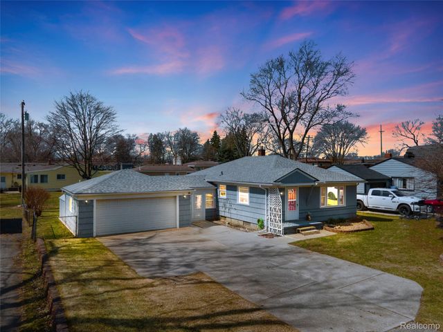 3461 Ardreth Drive, Waterford Charter Township, MI 48329