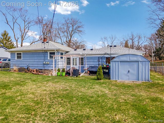3461 Ardreth Drive, Waterford Charter Township, MI 48329