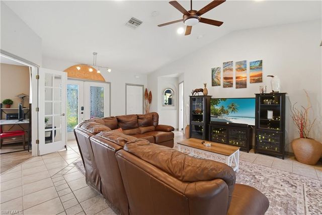 1623 SW 43rd LN, Cape Coral, FL 33914