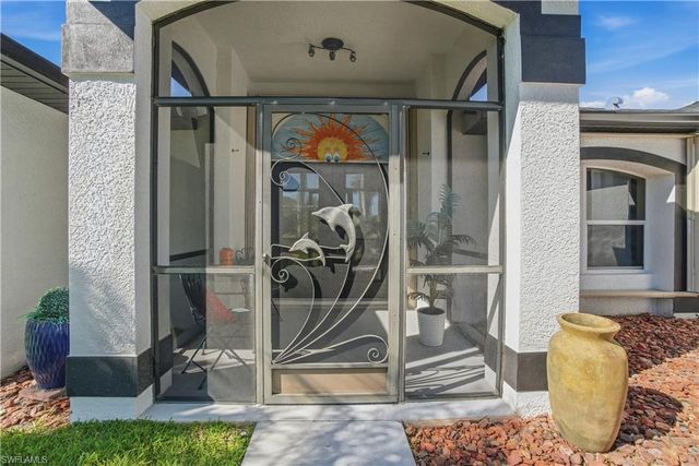 1623 SW 43rd LN, Cape Coral, FL 33914