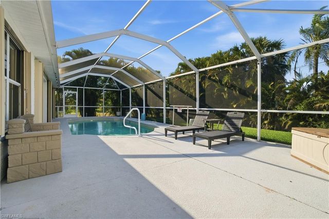 1623 SW 43rd LN, Cape Coral, FL 33914