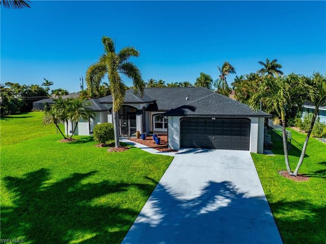1623 SW 43rd LN, Cape Coral, FL 33914