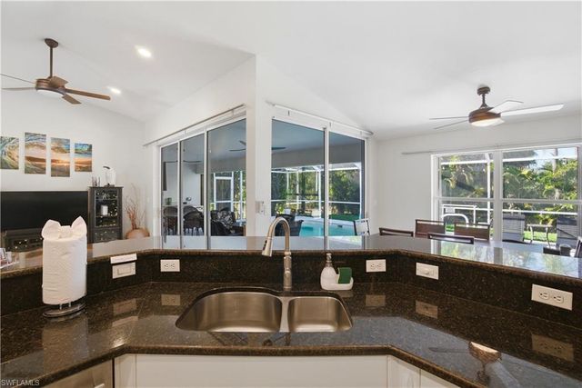 1623 SW 43rd LN, Cape Coral, FL 33914