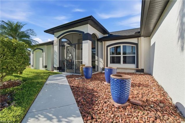 1623 SW 43rd LN, Cape Coral, FL 33914