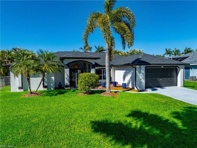 1623 SW 43rd LN, Cape Coral, FL 33914