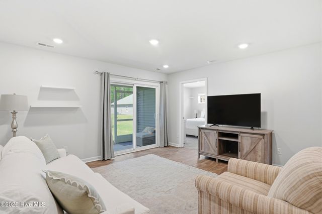 2165 Southern Bayberry Lane NE, Leland, NC 28451