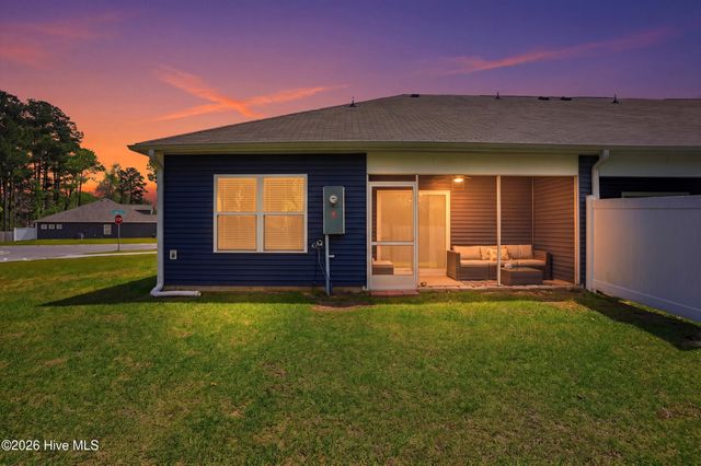 2165 Southern Bayberry Lane NE, Leland, NC 28451
