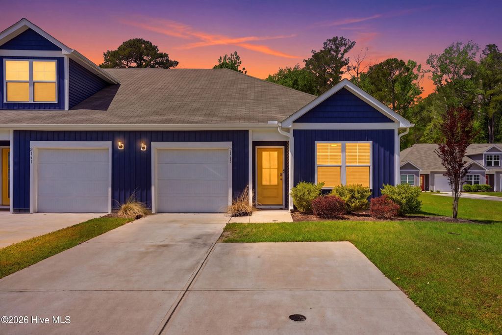 2165 Southern Bayberry Lane NE, Leland, NC 28451