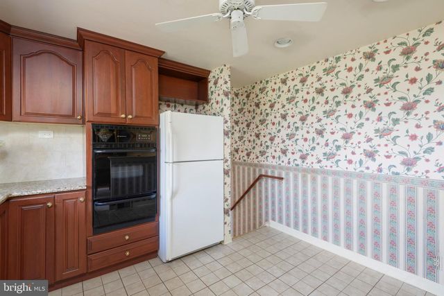 831 REGINA ST, Philadelphia, PA 19116