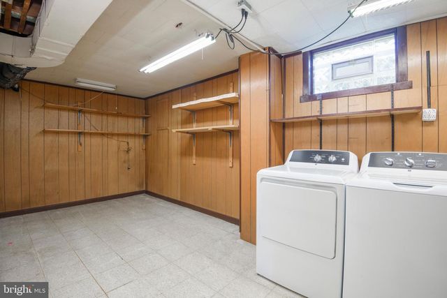 831 REGINA ST, Philadelphia, PA 19116