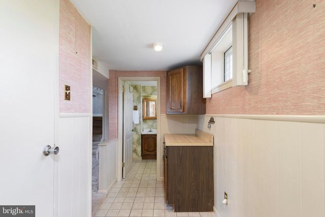 831 REGINA ST, Philadelphia, PA 19116