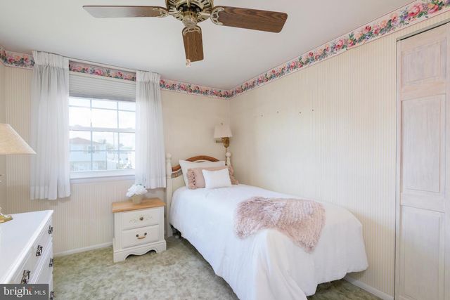 831 REGINA ST, Philadelphia, PA 19116