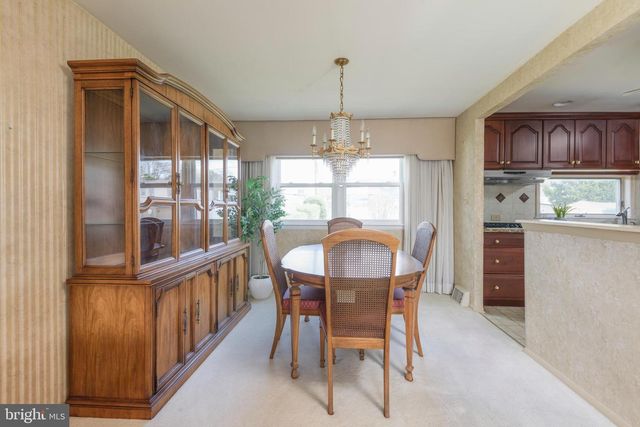 831 REGINA ST, Philadelphia, PA 19116