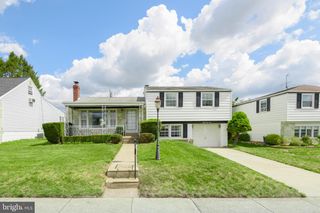 831 REGINA ST, Philadelphia, PA 19116