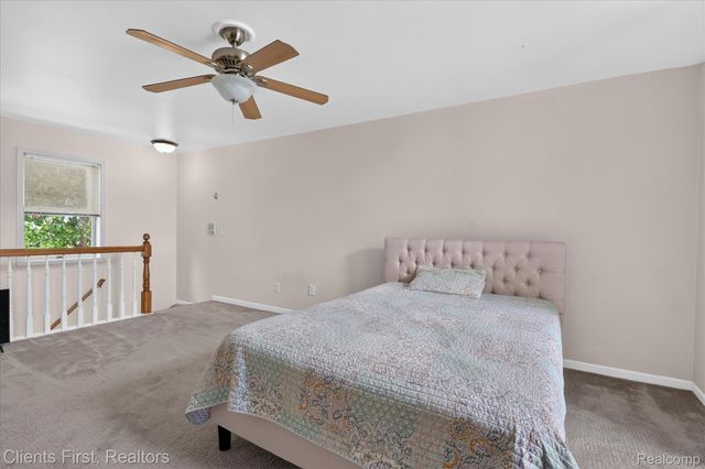 2912 Tanglewood Drive, Wayne, MI 48184