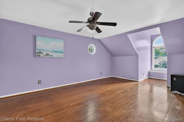 2912 Tanglewood Drive, Wayne, MI 48184