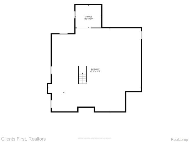 2912 Tanglewood Drive, Wayne, MI 48184