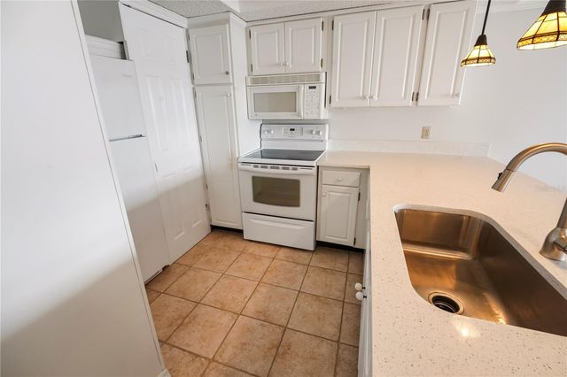 4141 BAYSHORE BOULEVARD 602, Tampa, FL 33611