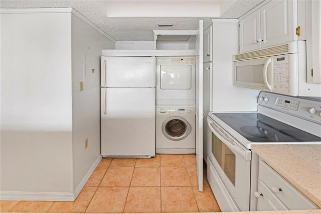 4141 BAYSHORE BOULEVARD 602, Tampa, FL 33611