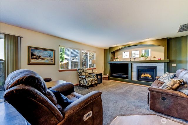 1523 151st Street SW, Lynnwood, WA 98087