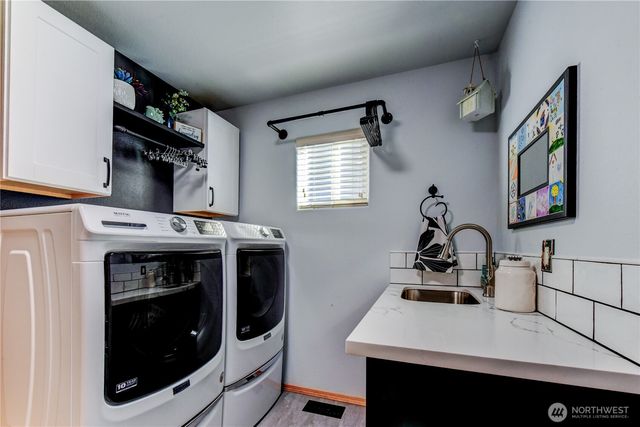 1523 151st Street SW, Lynnwood, WA 98087