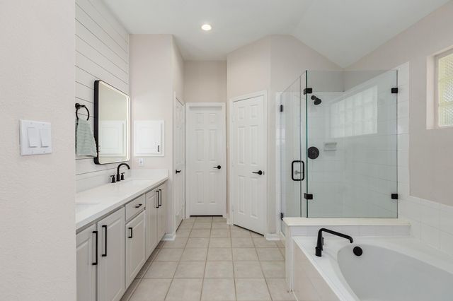 42 Camber Pine Place, The Woodlands, TX 77382
