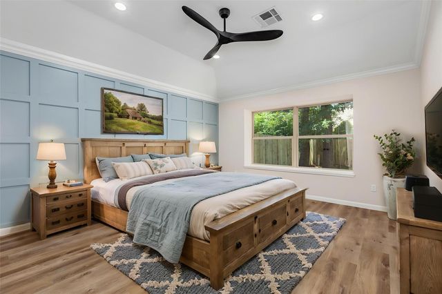 42 Camber Pine Place, The Woodlands, TX 77382