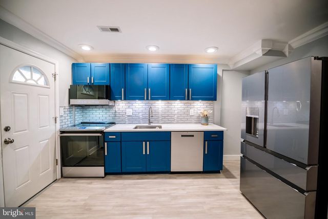 218 ENDSLEIGH AVE, Baltimore, MD 21220