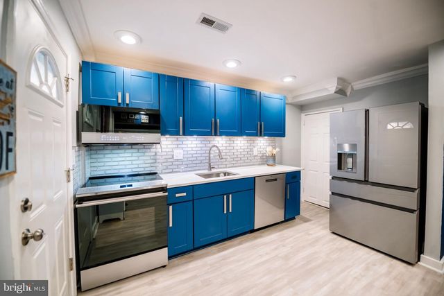 218 ENDSLEIGH AVE, Baltimore, MD 21220