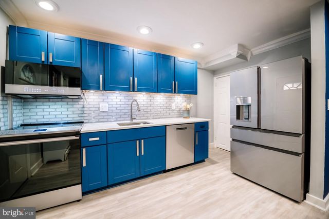 218 ENDSLEIGH AVE, Baltimore, MD 21220