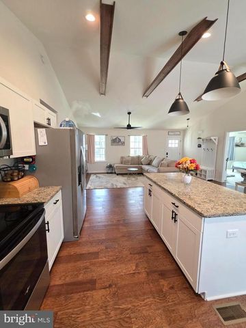 6014 STUBBS BRIDGE RD, Mineral, VA 23117