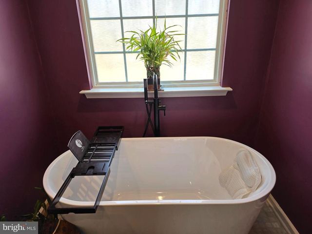 6014 STUBBS BRIDGE RD, Mineral, VA 23117