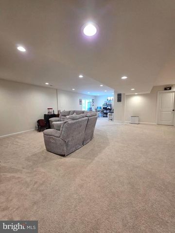 6014 STUBBS BRIDGE RD, Mineral, VA 23117