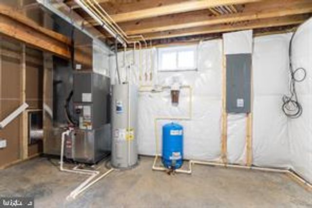 6014 STUBBS BRIDGE RD, Mineral, VA 23117