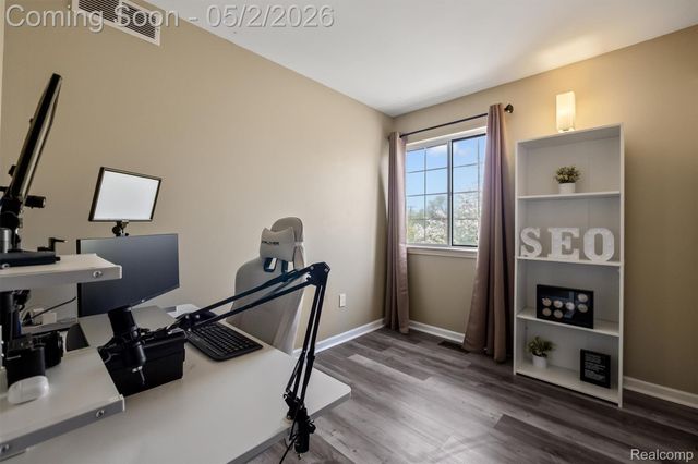 2178 Woodrow Wilson Boulevard 20, West Bloomfield Charter Township, MI 48324