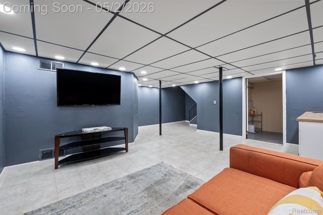 2178 Woodrow Wilson Boulevard 20, West Bloomfield Charter Township, MI 48324