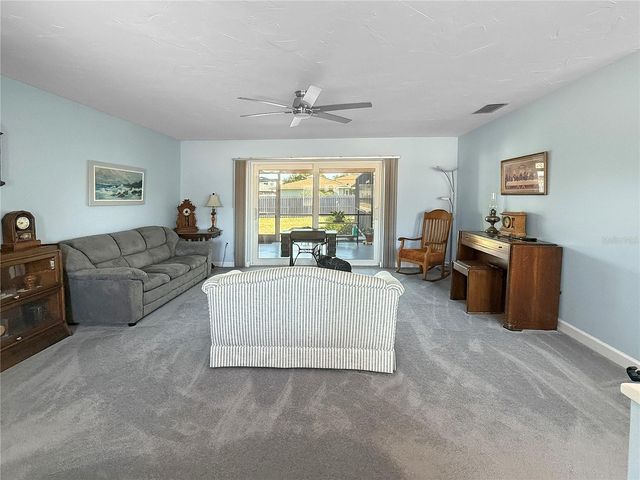 2042 COUNTRY MEADOWS PLACE, Sarasota, FL 34235