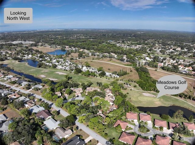 2042 COUNTRY MEADOWS PLACE, Sarasota, FL 34235