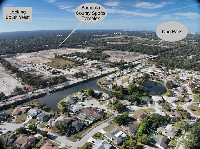 2042 COUNTRY MEADOWS PLACE, Sarasota, FL 34235