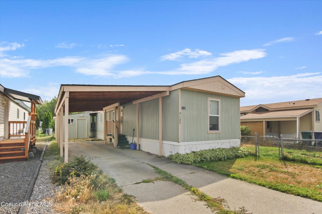 2122 W Windermere Ave, Coeur D'alene, ID 83815