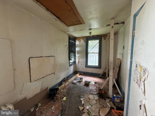 3115 G ST SE, Washington, DC 20019