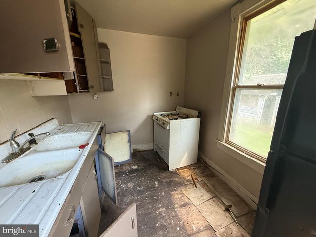3115 G ST SE, Washington, DC 20019