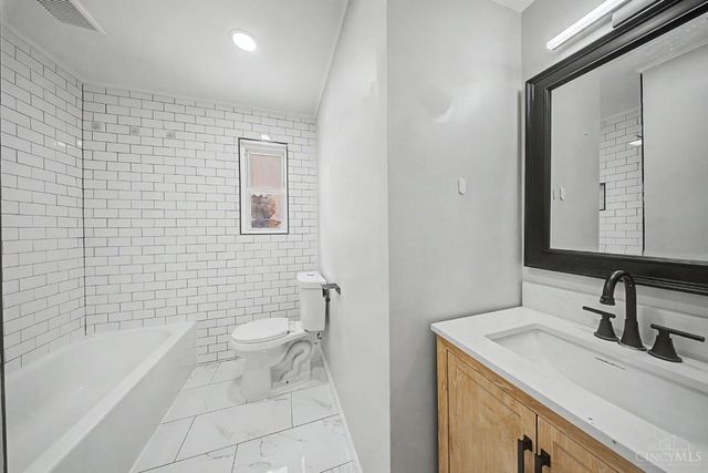 3236 Vittmer Avenue, Cincinnati, OH 45238