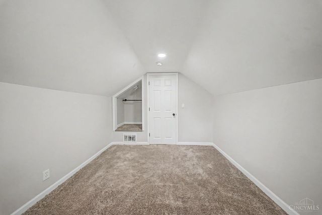 3236 Vittmer Avenue, Cincinnati, OH 45238