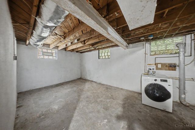 3236 Vittmer Avenue, Cincinnati, OH 45238