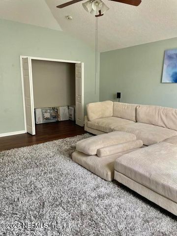 12221 MADISON CREEK Drive, Jacksonville, FL 32258
