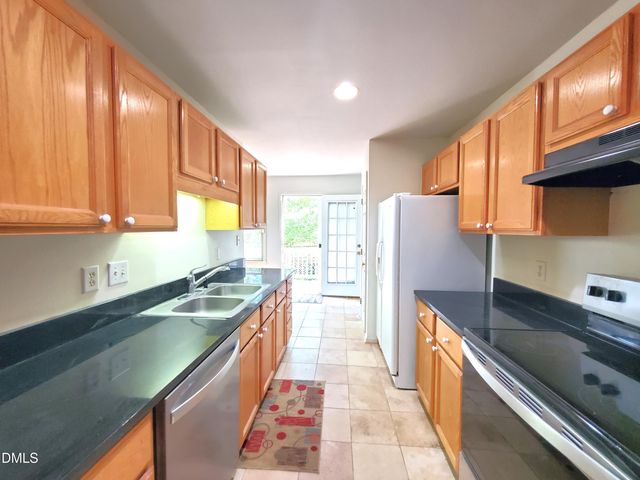 103 Stewart Lane Unit A, Chapel Hill, NC 27514