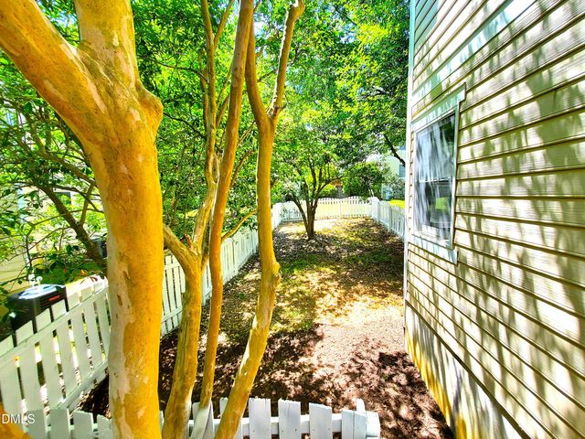 103 Stewart Lane Unit A, Chapel Hill, NC 27514