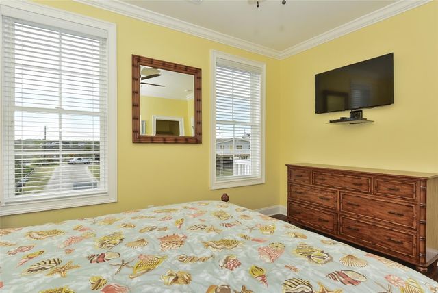 804 S Waccamaw Dr., Murrells Inlet, SC 29576
